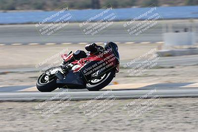 media/Nov-16-2025-Race Pace (Sun) [[8c5fa54630]]/Verified Riders/3-Turn 14 (1045am)/